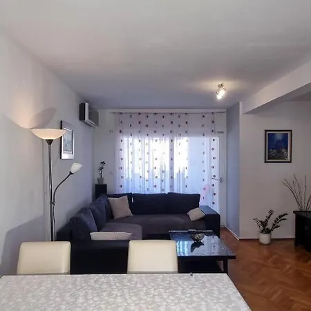 Lara Apartament *